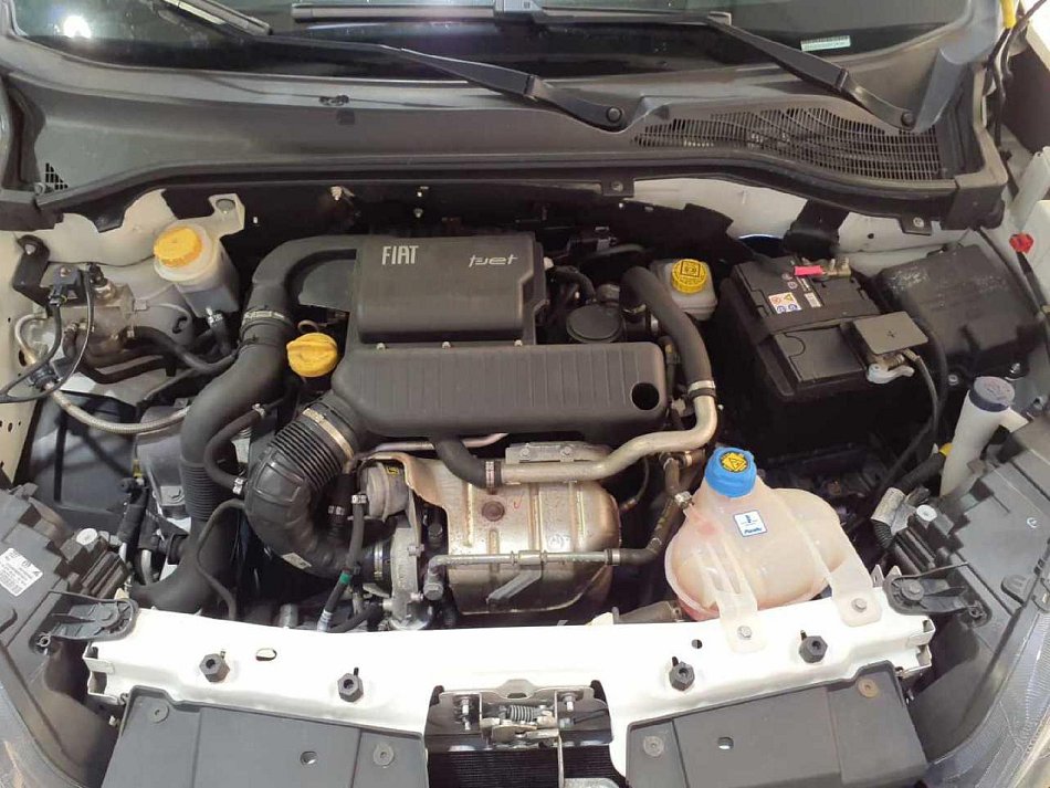 Fiat Dobló cargo 1.4T CNG  DÍLNA