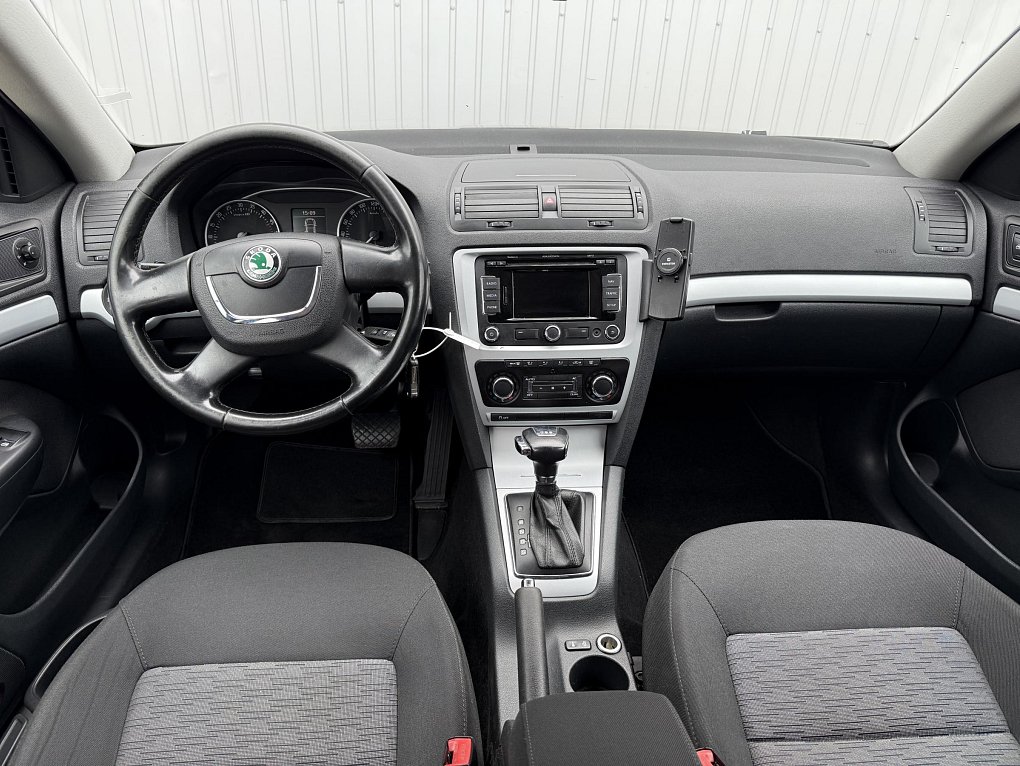 Škoda Octavia II 2.0 TDi Ambiente