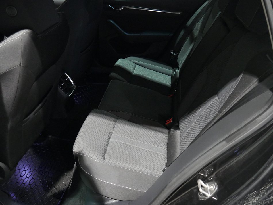 Škoda Octavia IV 2.0 TDi 