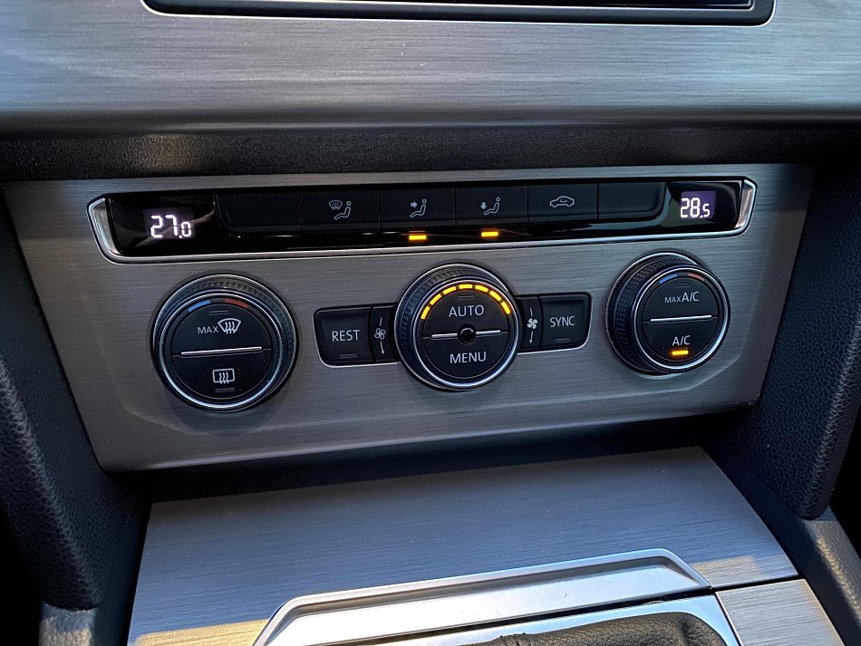 Volkswagen Passat 2.0TDi 