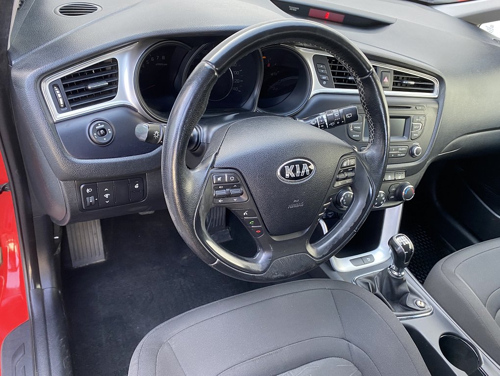 Kia Ceed 1.6GDi 
