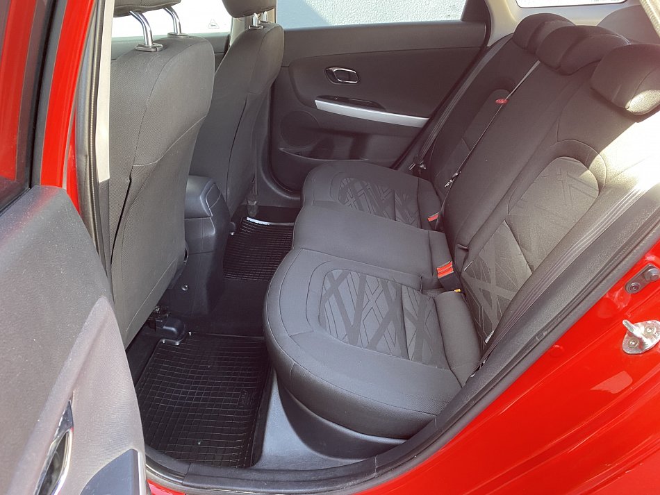Kia Ceed 1.6GDi 