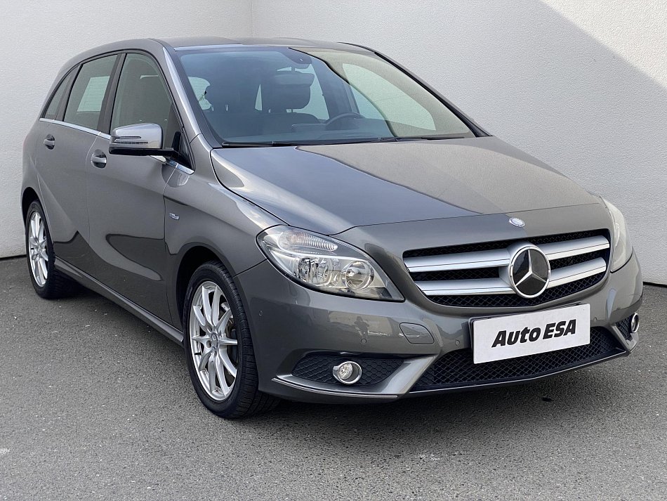 Mercedes-Benz Třída B 1.6i  B180