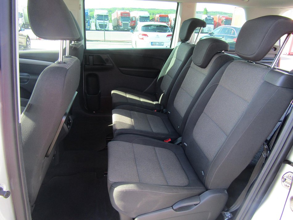 Volkswagen Sharan 2.0TDi 