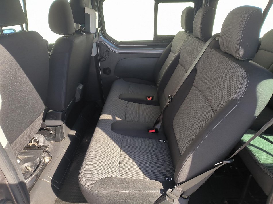 Renault Trafic 2.0dCi  L2 9míst