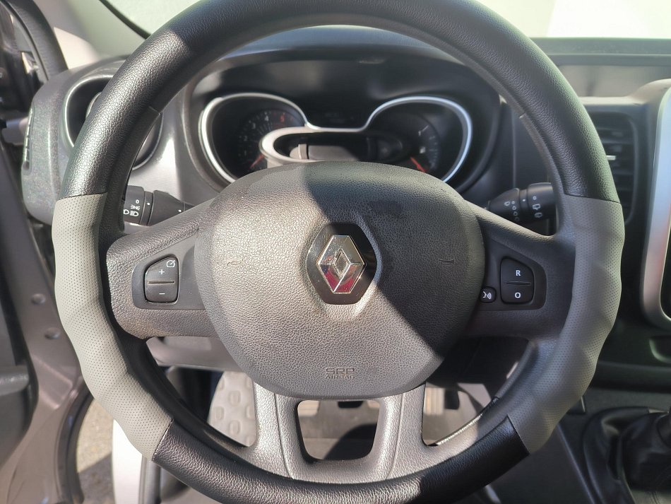 Renault Trafic 2.0dCi  L2 9míst