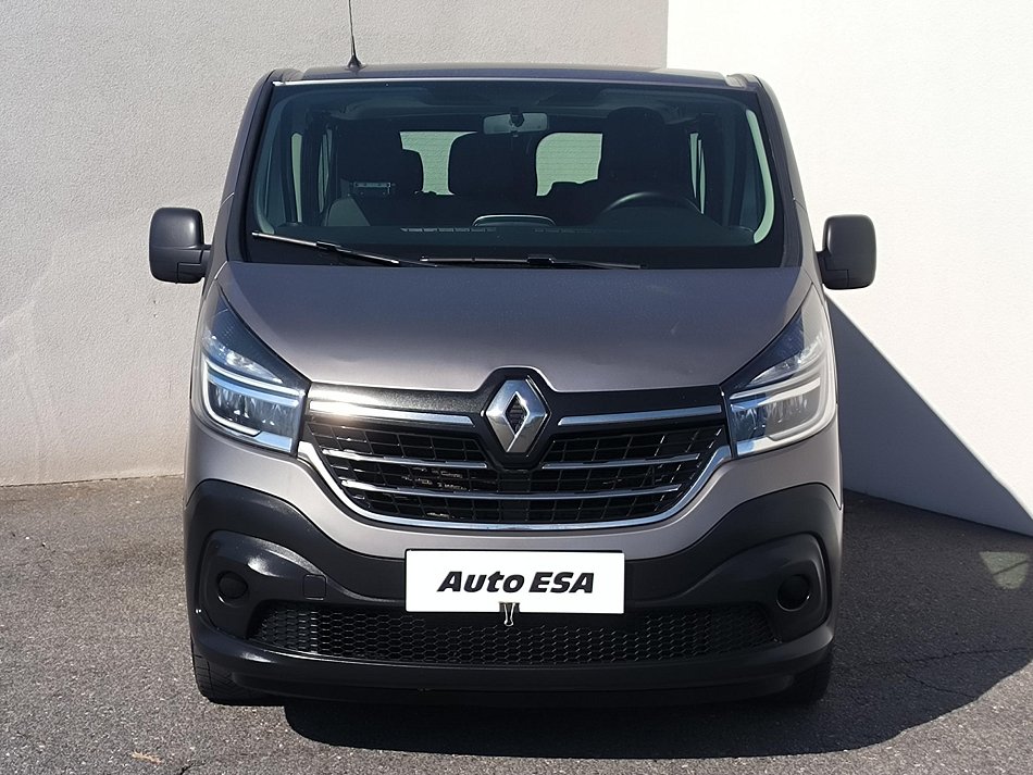 Renault Trafic 2.0dCi  L2 9míst
