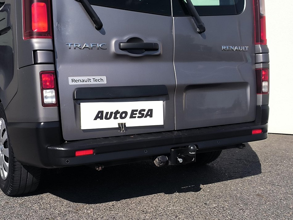 Renault Trafic 2.0dCi  L2 9míst