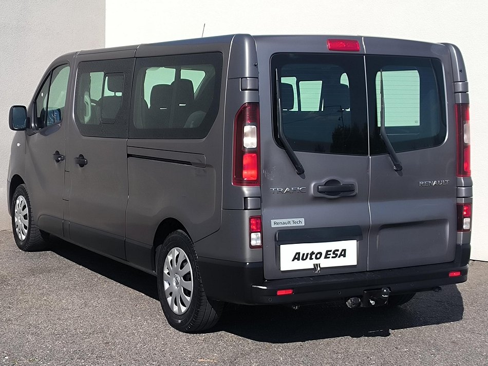 Renault Trafic 2.0dCi  L2 9míst