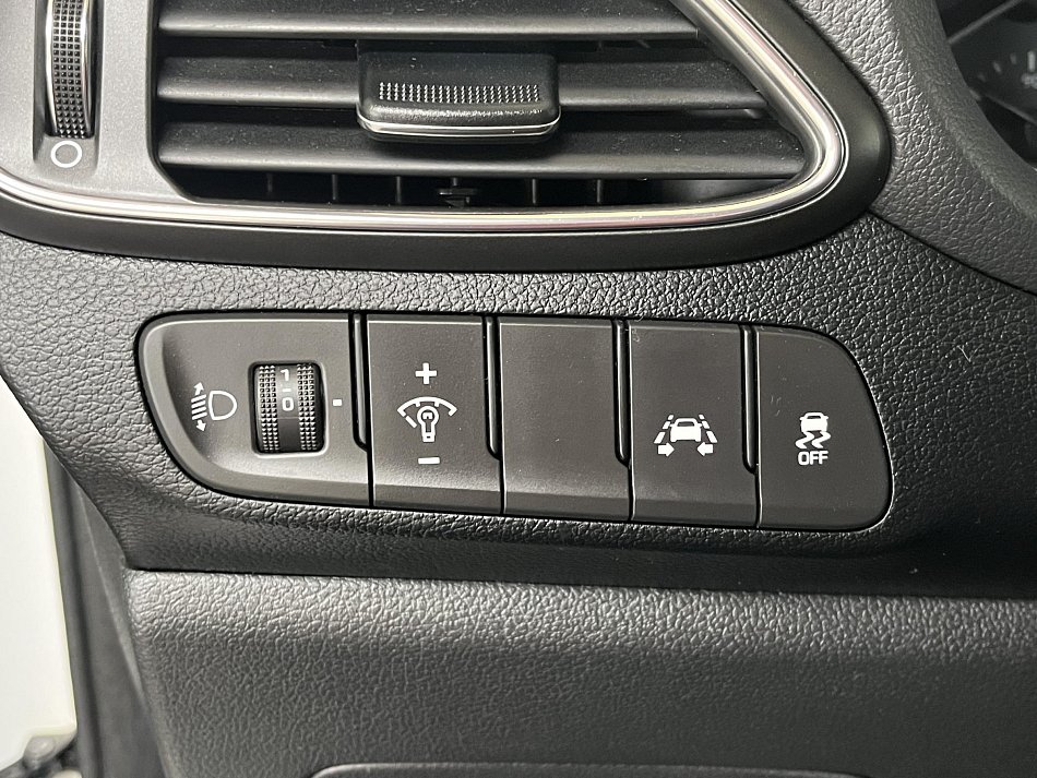 Hyundai I30 1.4T-GDi 