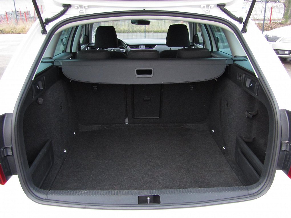 Škoda Octavia III 2.0TDi Scout 4x4