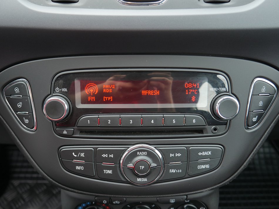 Opel Corsa 1.2i 
