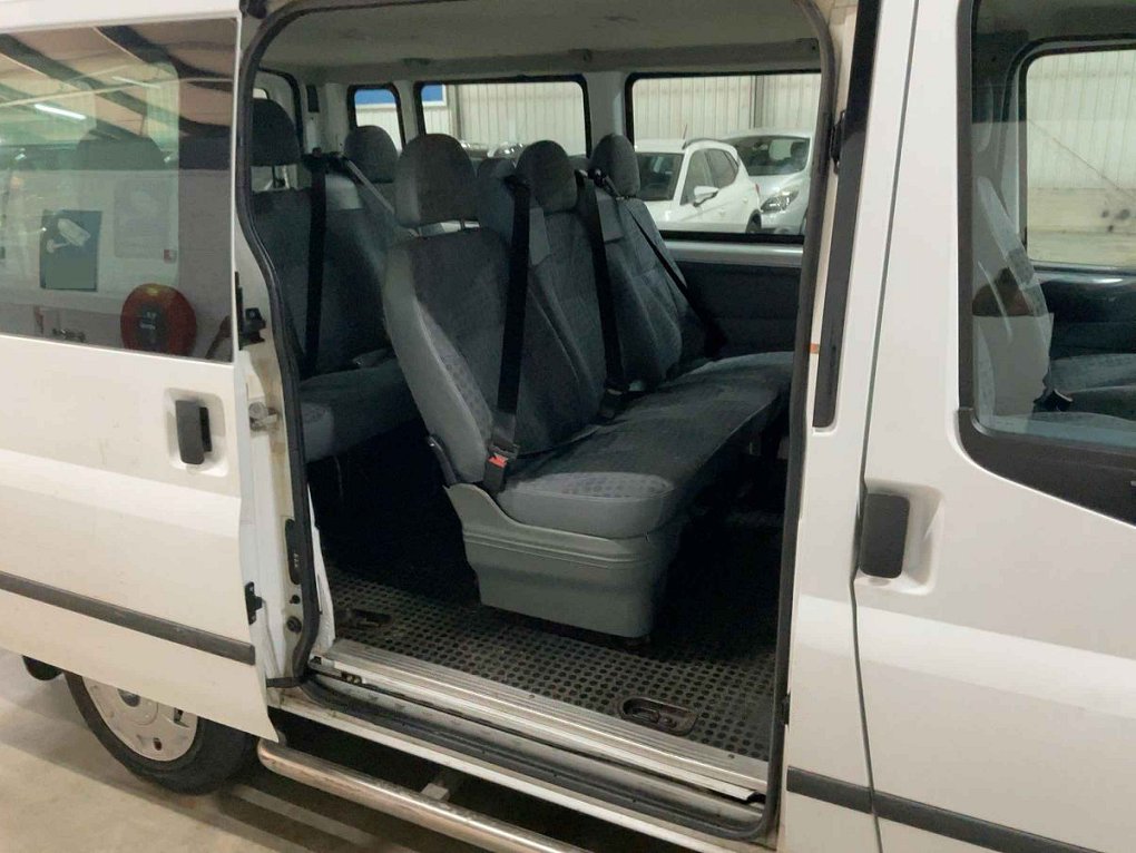Ford Transit 2.2TDCi Trend 9míst