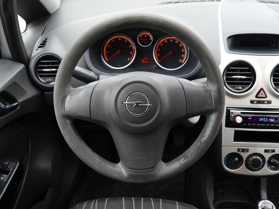 Opel Corsa 1.0i 