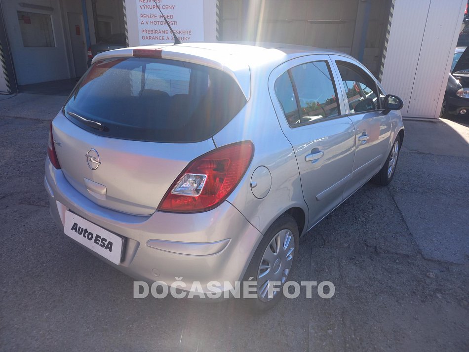 Opel Corsa 1.0i 