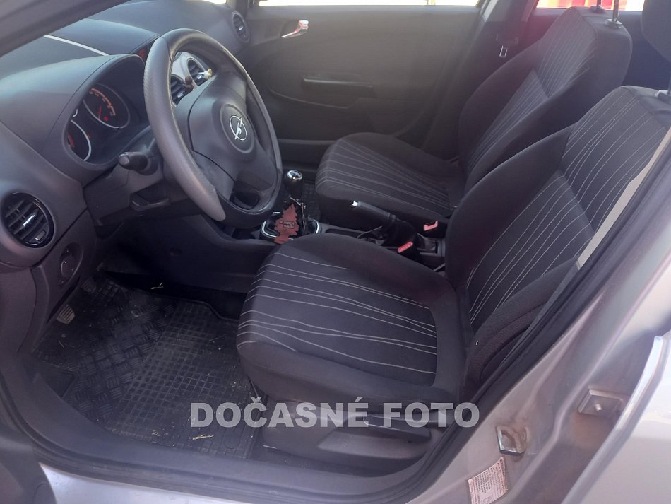 Opel Corsa 1.0i 