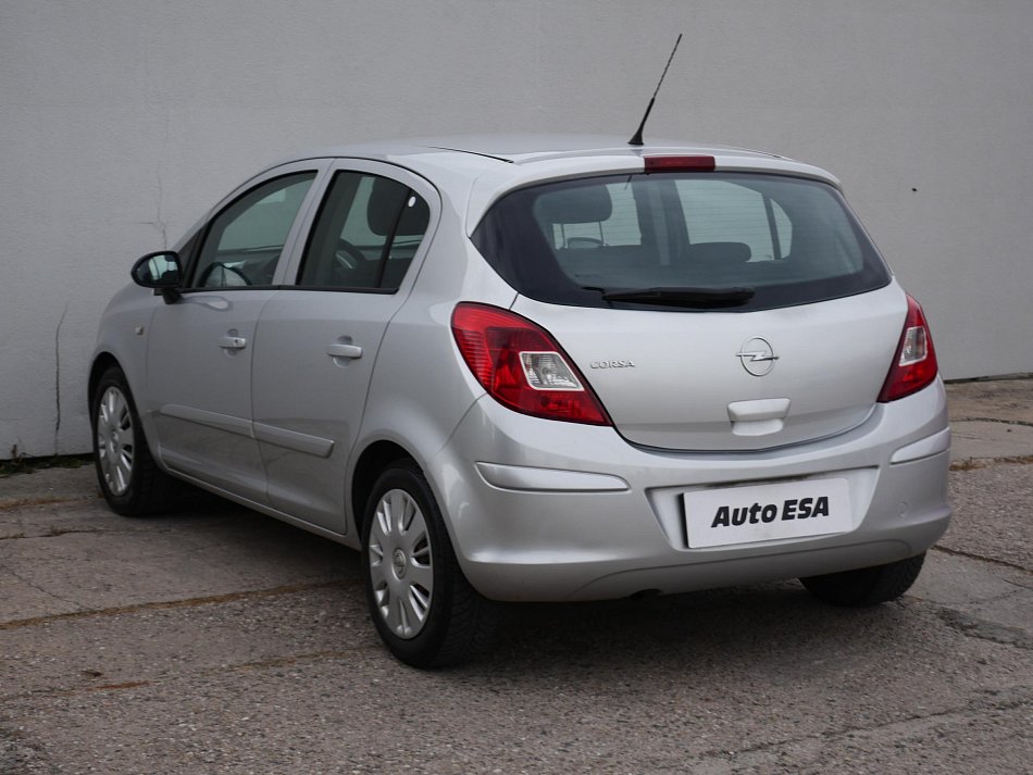 Opel Corsa 1.0i 