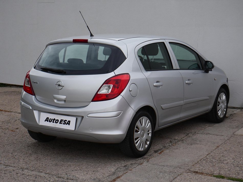 Opel Corsa 1.0i 