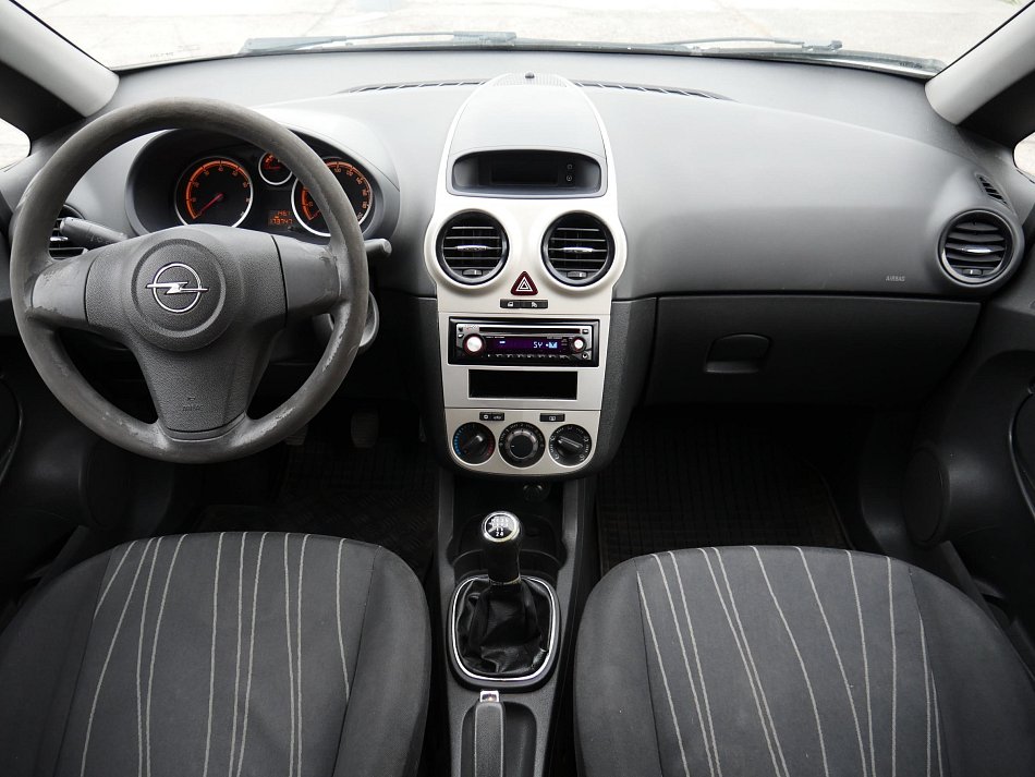 Opel Corsa 1.0i 
