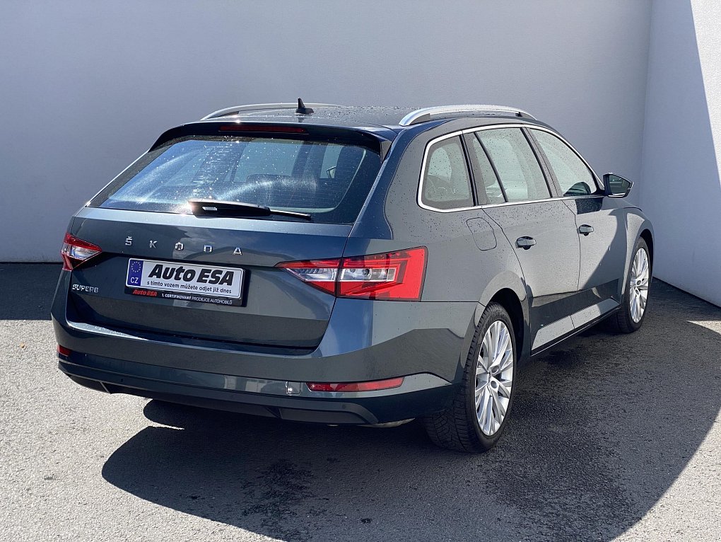 Škoda Superb III 2.0 TFSi Ambition