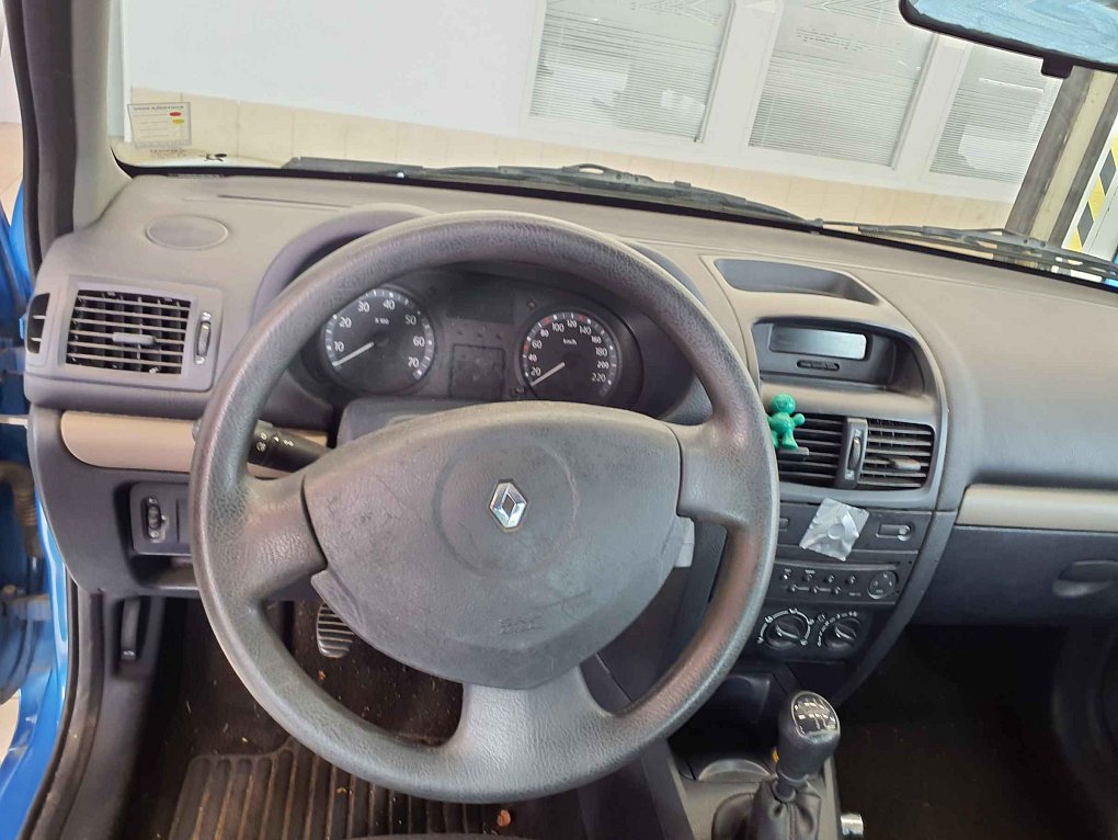 Renault Clio 1.1i 