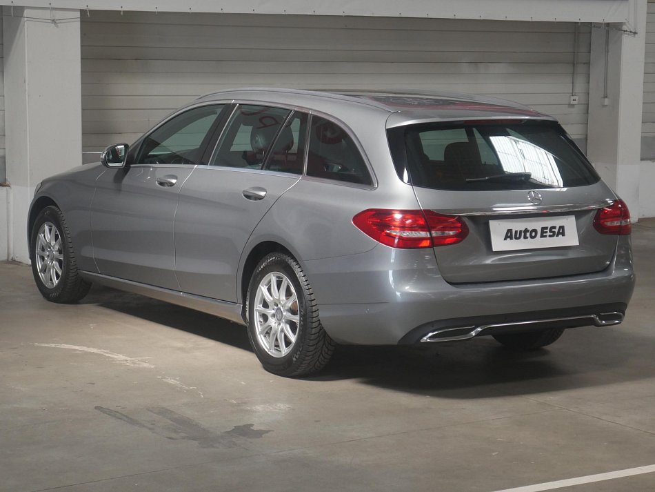 Mercedes-Benz Třída C 2.2CDI 
