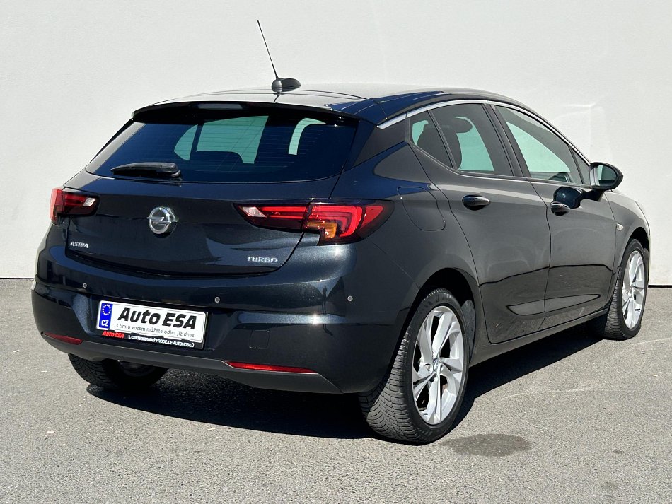 Opel Astra 1.4 T Dynamic