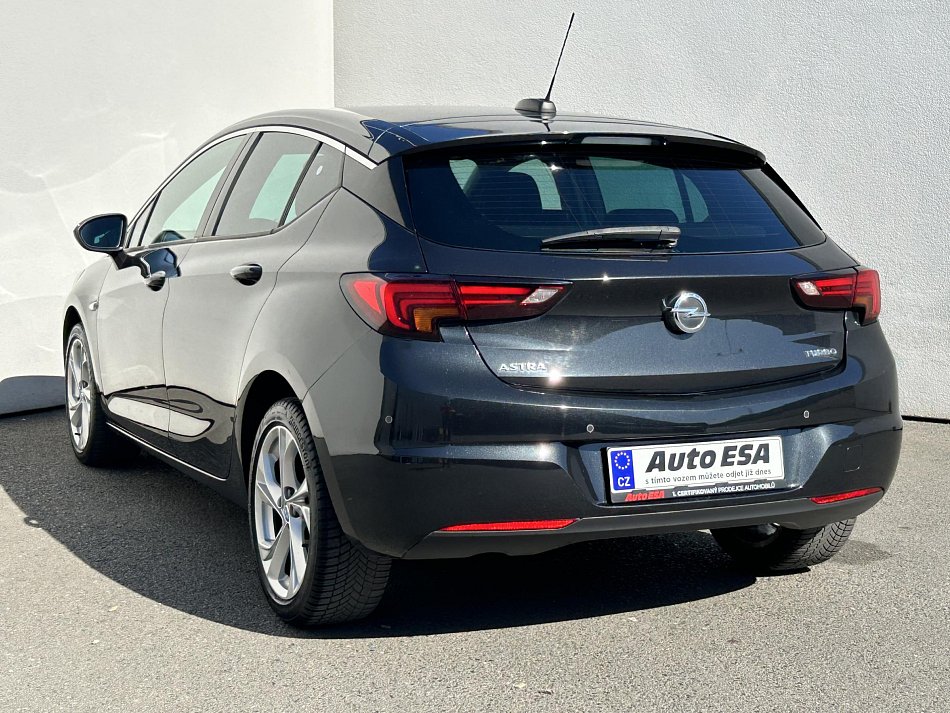 Opel Astra 1.4 T Dynamic