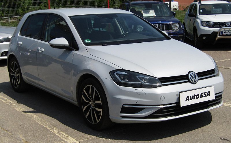 Volkswagen Golf 1.5 TSi Sound