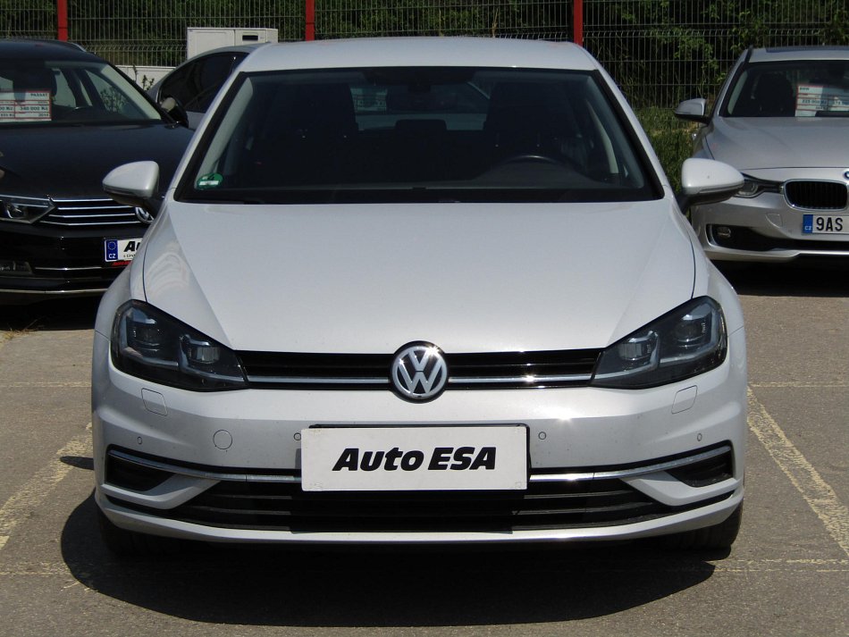 Volkswagen Golf 1.5 TSi Sound
