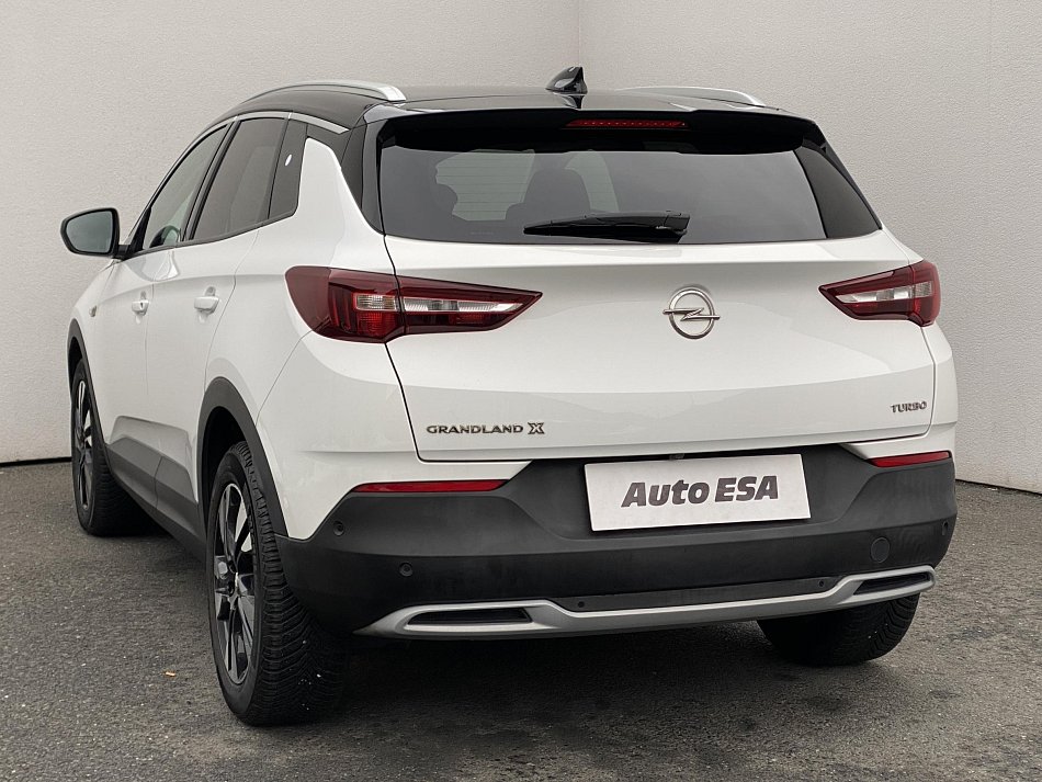 Opel Grandland X 1.2T Edition