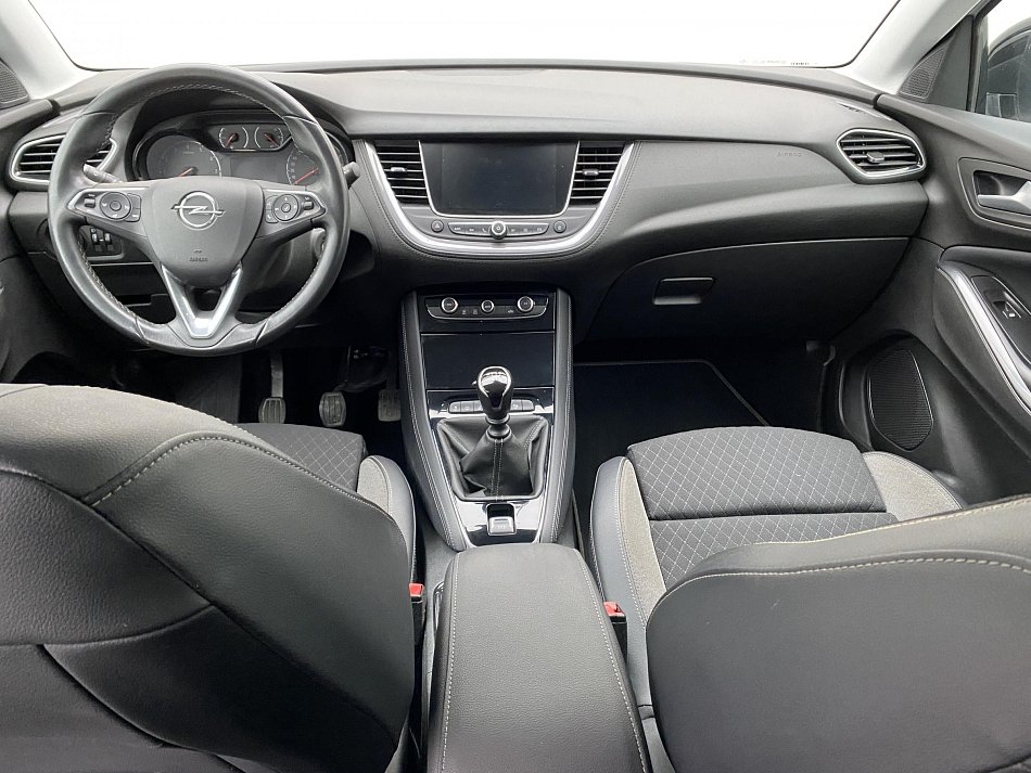 Opel Grandland X 1.2T Edition