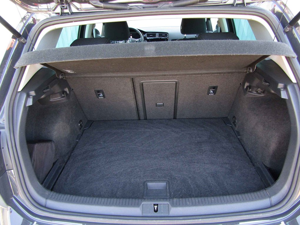 Volkswagen Golf 1.5 TSi 