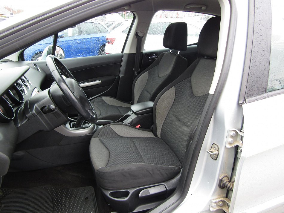 Peugeot 308 1.6 HDi 
