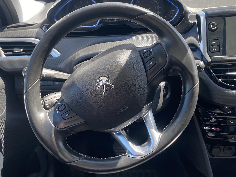 Peugeot 2008 1.2 PT Allure