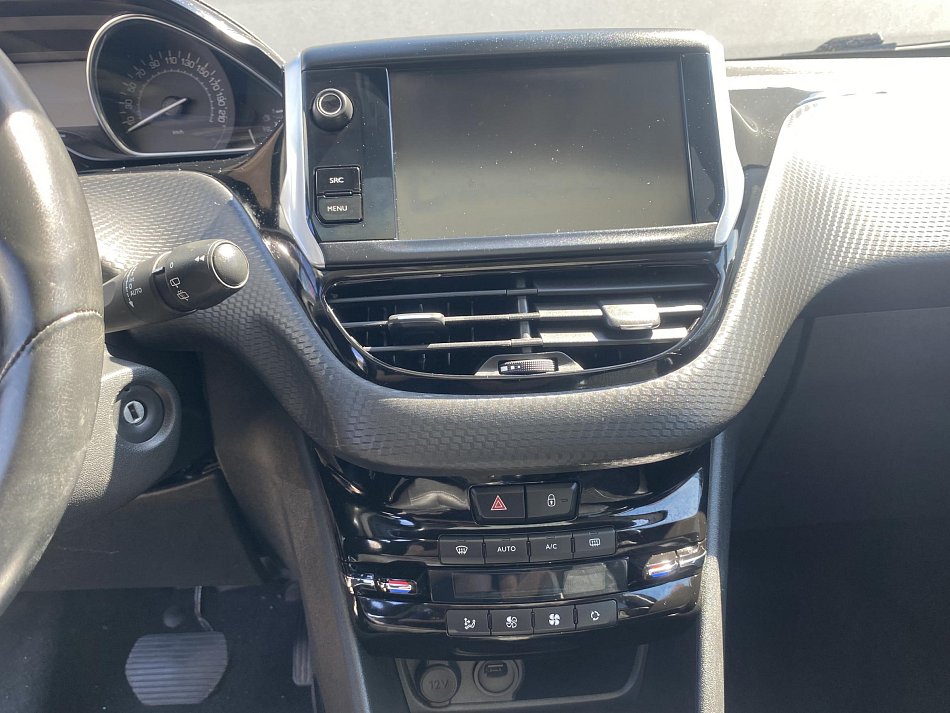 Peugeot 2008 1.2 PT Allure