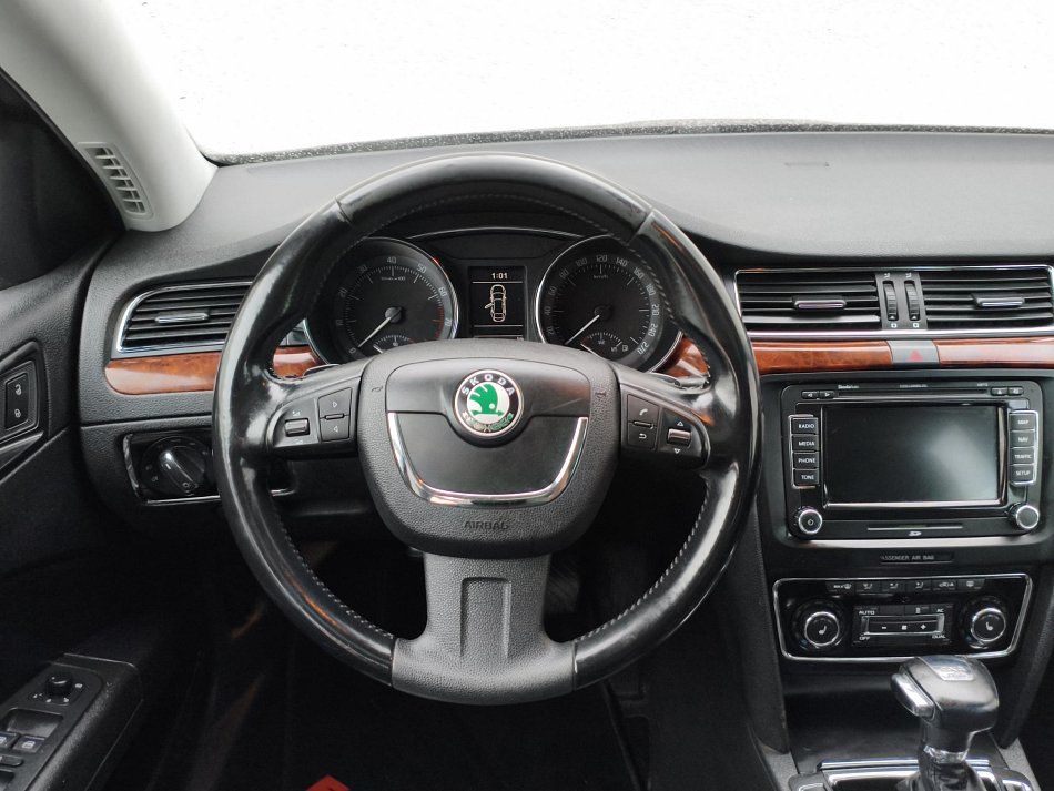 Škoda Superb II 3.6 V6 Elegance 4x4