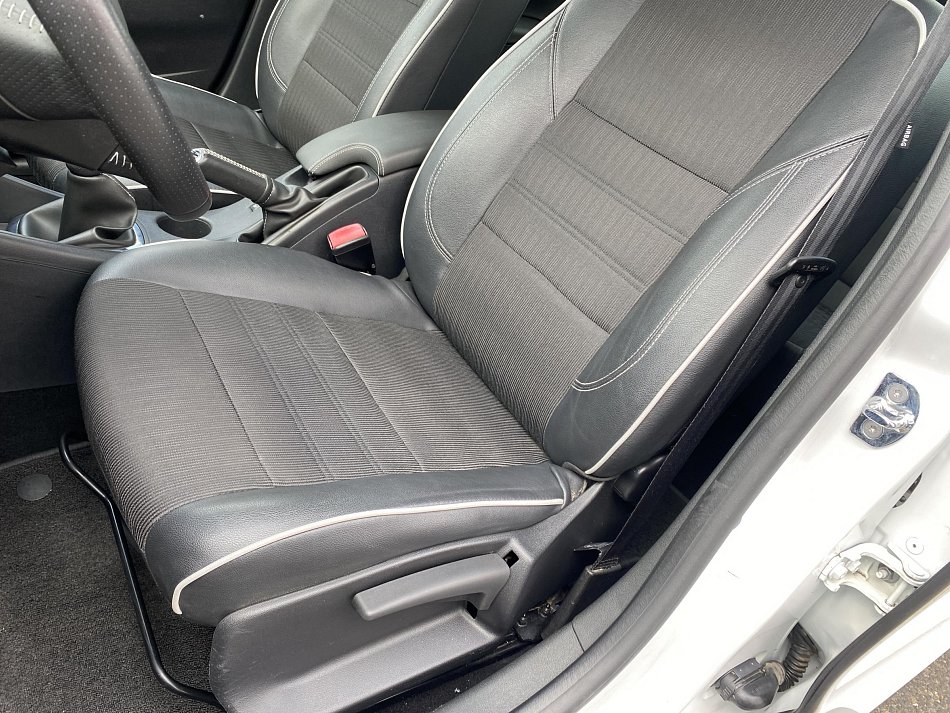 Renault Fluence 1.6i 