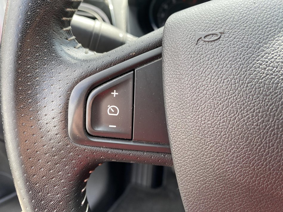 Renault Fluence 1.6i 