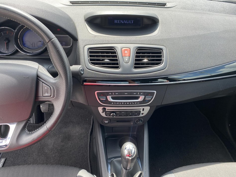 Renault Fluence 1.6i 