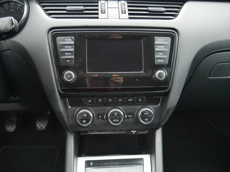 Škoda Octavia III 2.0 TDi Elegance