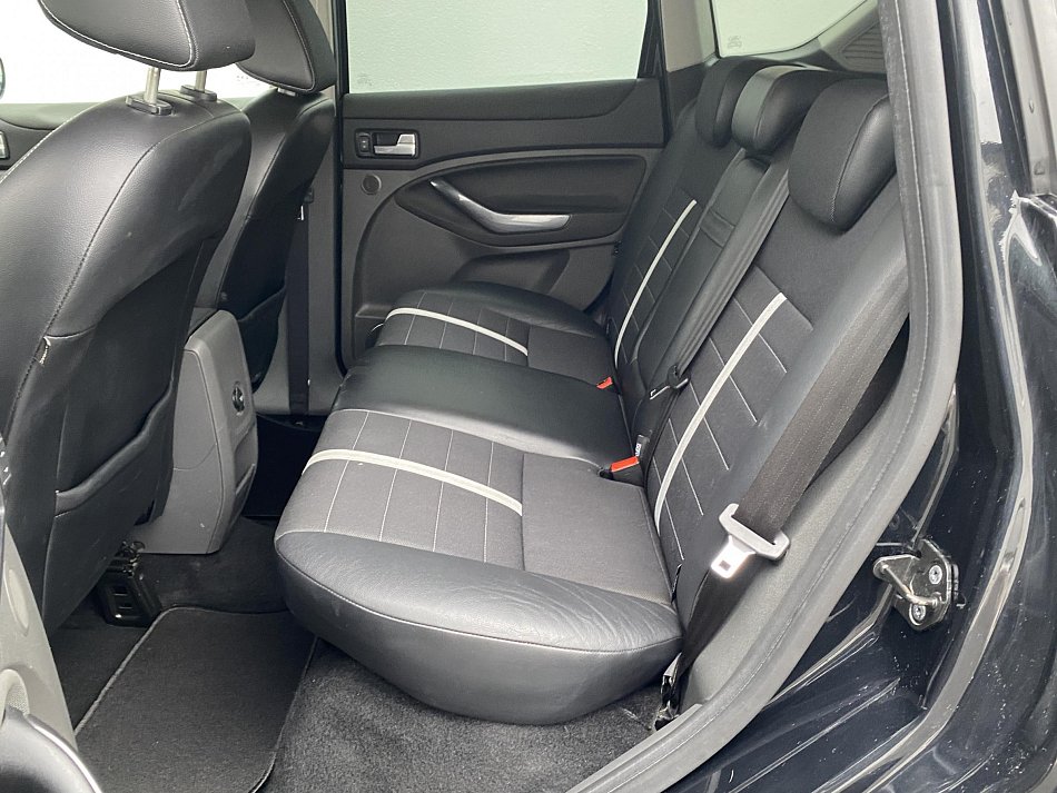 Ford Kuga 2.0 TDCi Titanium