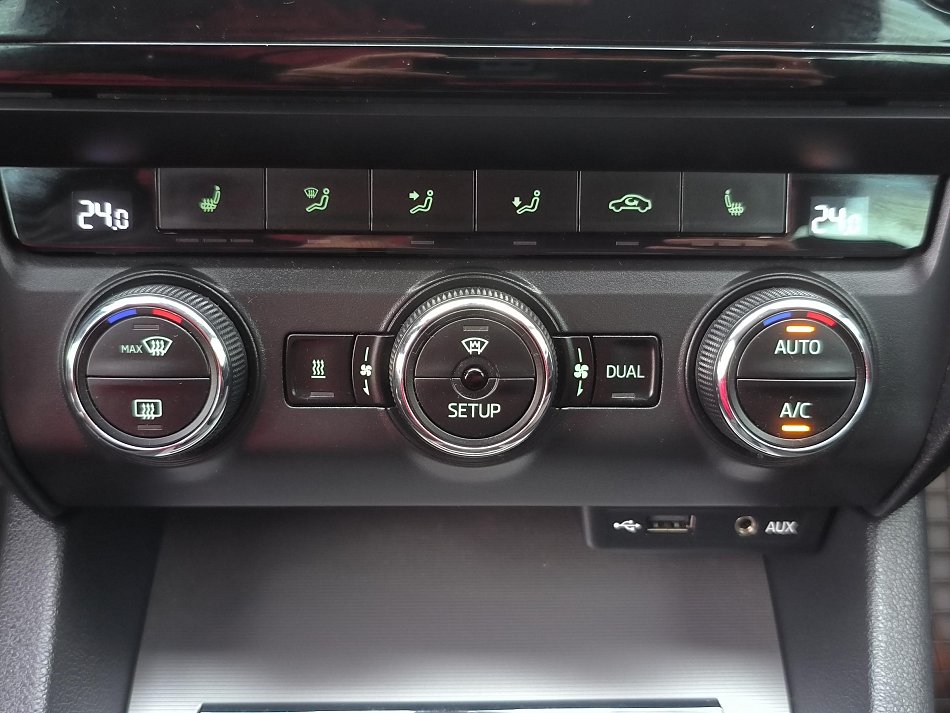 Škoda Octavia III 2.0 TDi Elegance