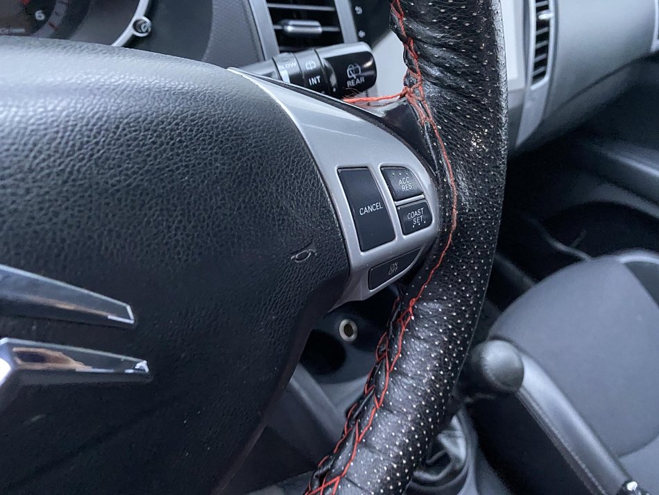 Citroën C-Crosser 2.2 D  4x4, 7míst