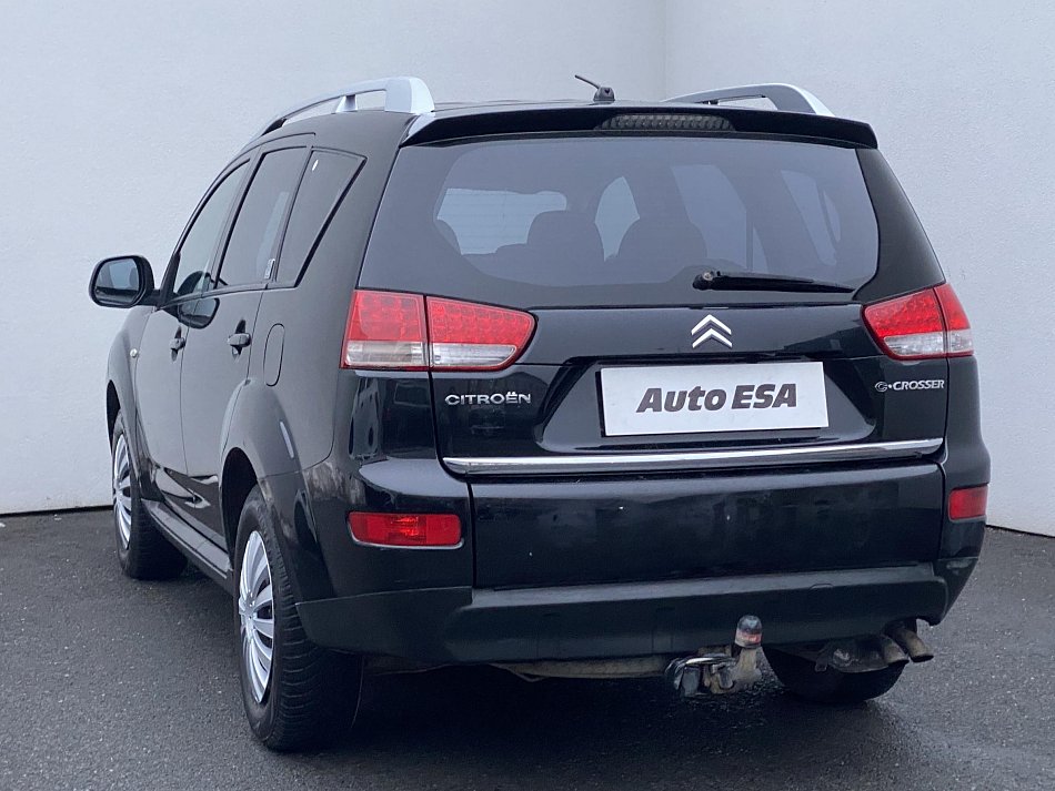 Citroën C-Crosser 2.2 D  4x4, 7míst