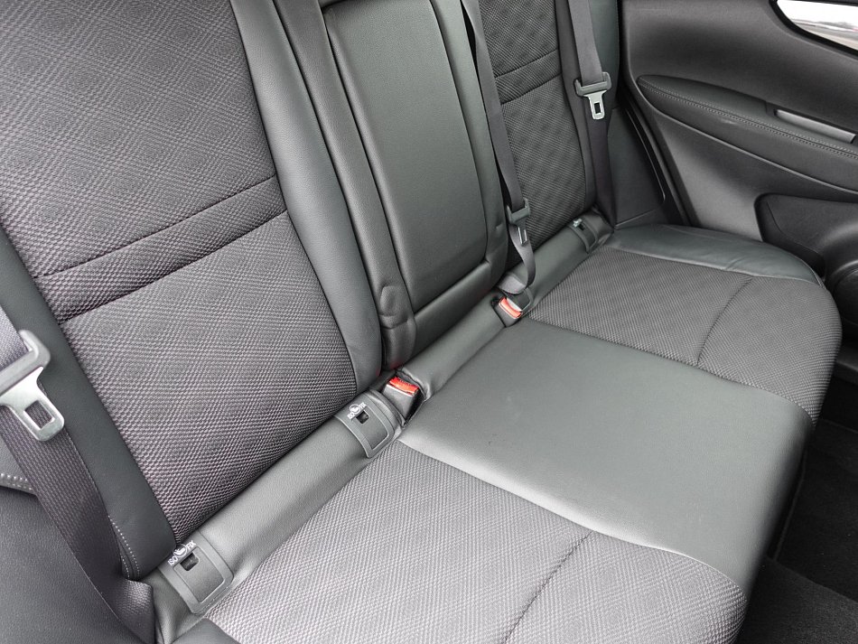 Nissan Qashqai 1.2 DIG-T 