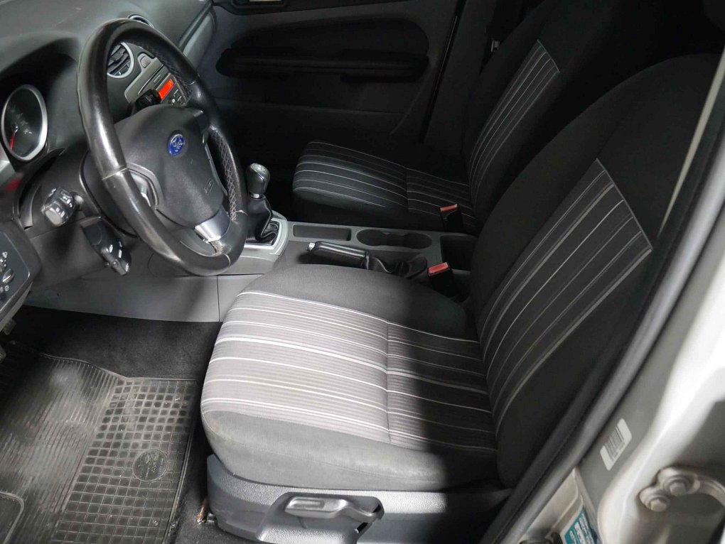 Ford Focus 1.6i 