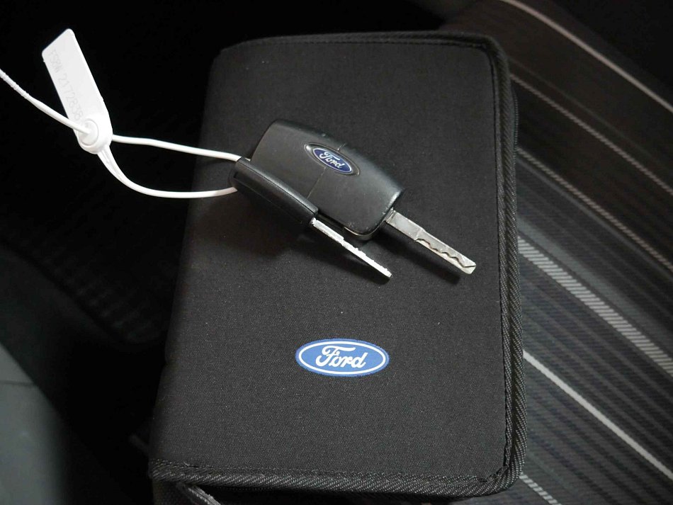 Ford Focus 1.6i 