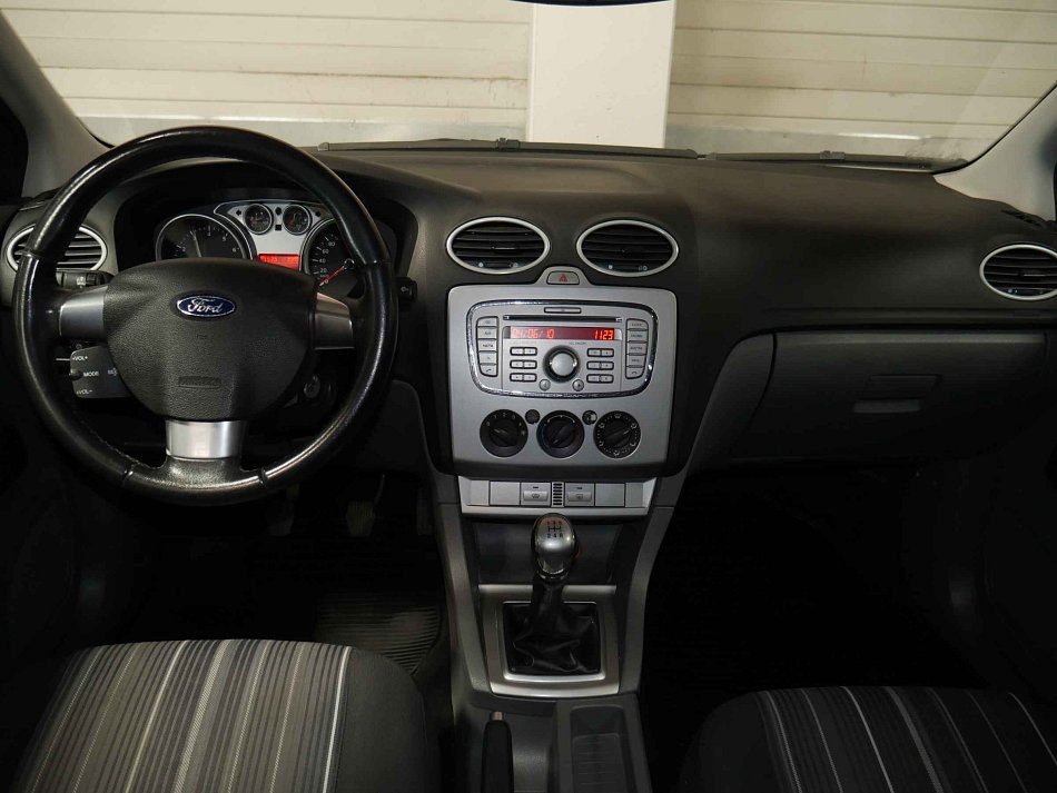 Ford Focus 1.6i 