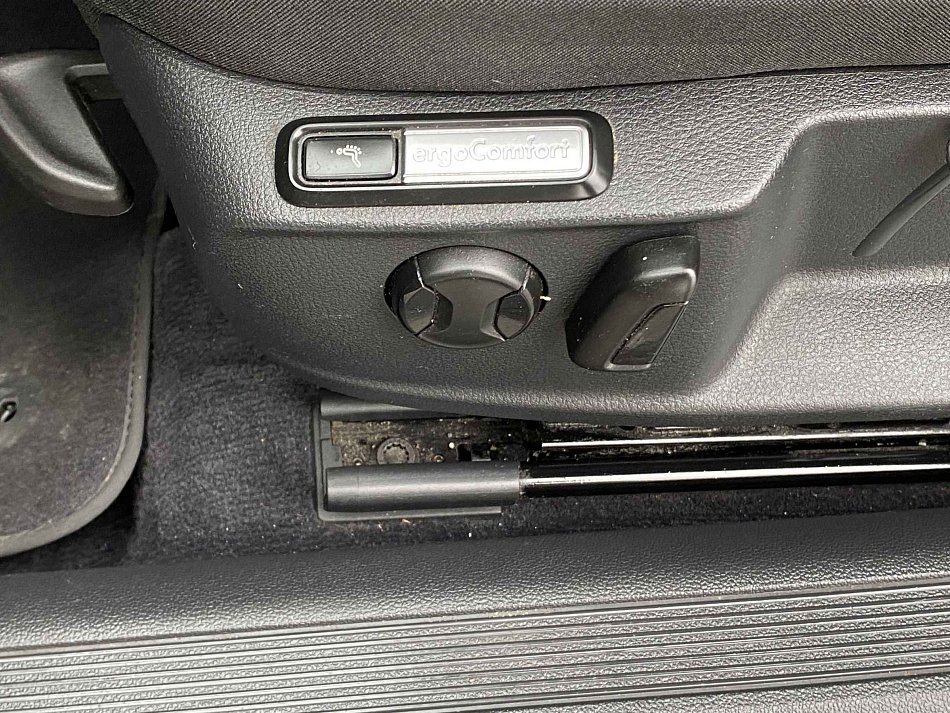 Volkswagen Passat 2.0 TDi Comfortline